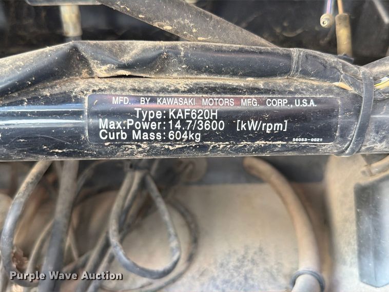 image for item FT6195 2003 Kawasaki Mule 3010 utility vehicle