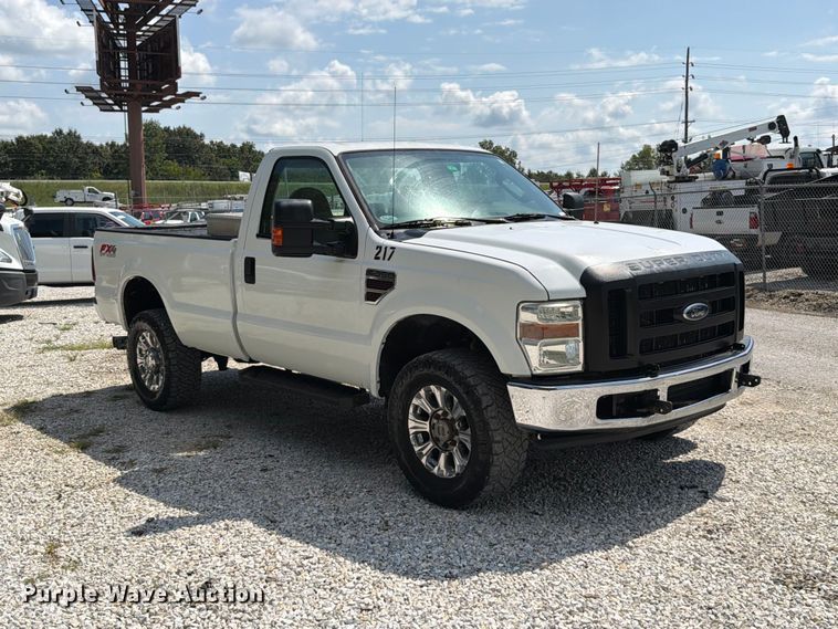 image for item FT6198 2008 Ford F350 Super Duty pickup truck