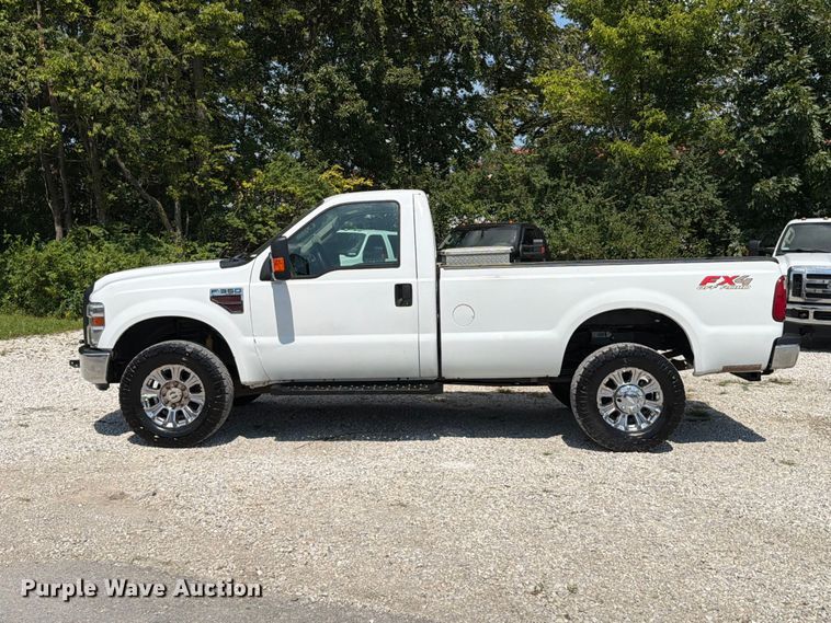 image for item FT6198 2008 Ford F350 Super Duty pickup truck