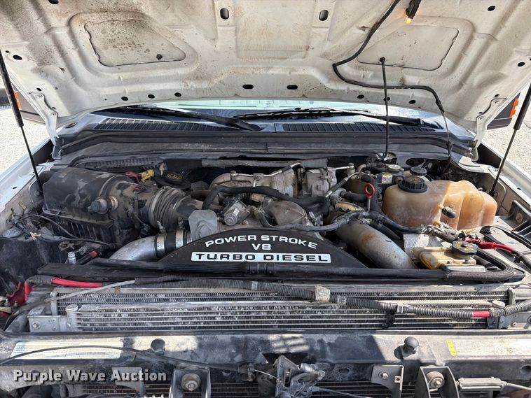 image for item FT6198 2008 Ford F350 Super Duty pickup truck