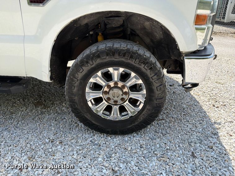 image for item FT6198 2008 Ford F350 Super Duty pickup truck