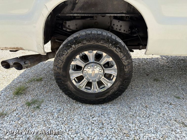 image for item FT6198 2008 Ford F350 Super Duty pickup truck