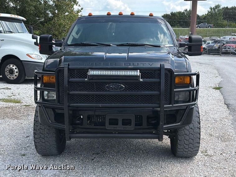 image for item FT6199 2008 Ford F250 Super Duty flatbed pickup truck