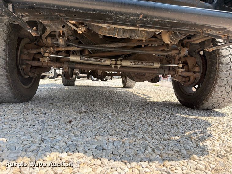 image for item FT6199 2008 Ford F250 Super Duty flatbed pickup truck