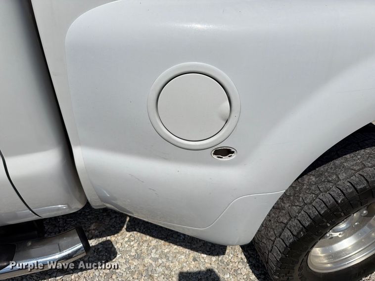 image for item FT6200 2008 Ford F350 Super Duty Crew Cab pickup truck