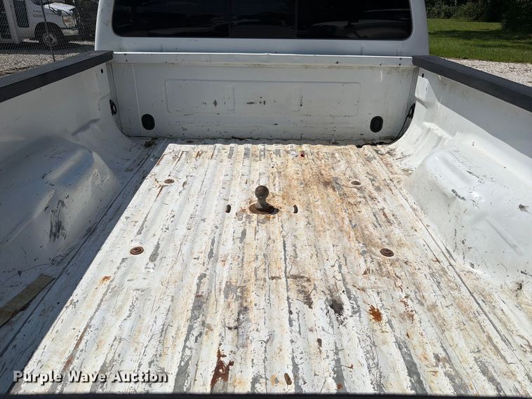 image for item FT6200 2008 Ford F350 Super Duty Crew Cab pickup truck