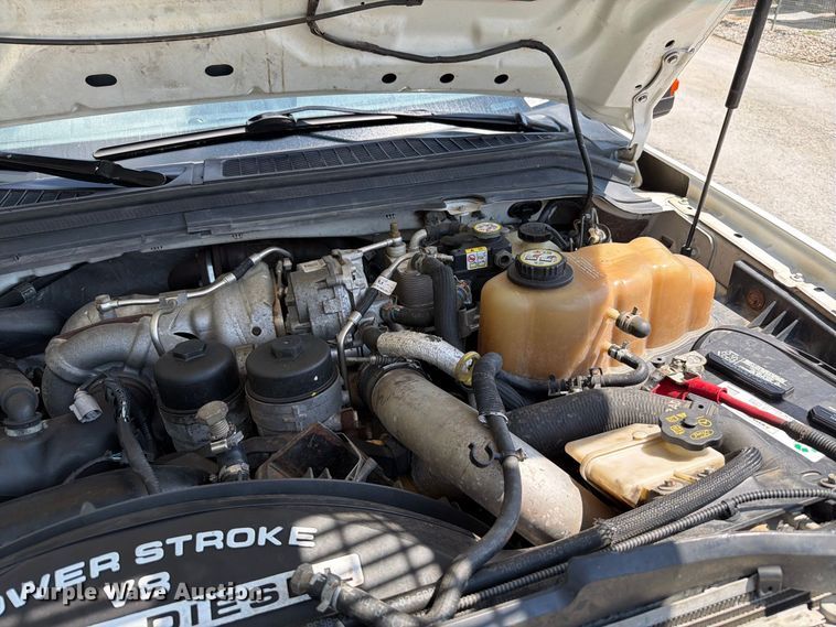 image for item FT6200 2008 Ford F350 Super Duty Crew Cab pickup truck