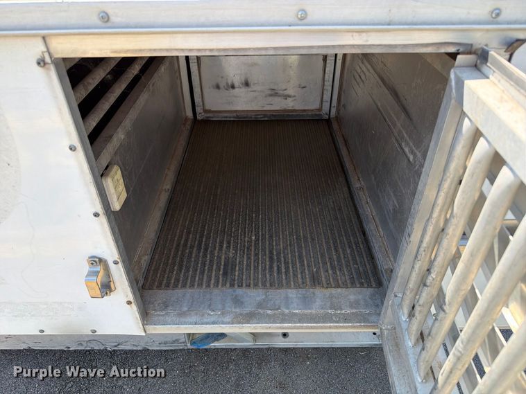 image for item FT6206 Jones animal control bed insert
