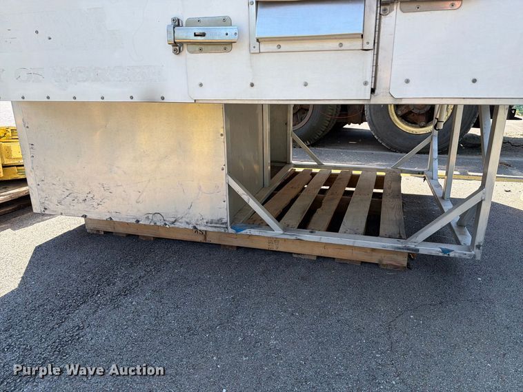 image for item FT6206 Jones animal control bed insert