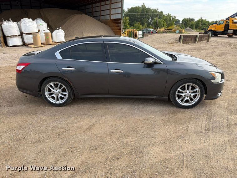 image for item FT6689 2009 Nissan Maxima 