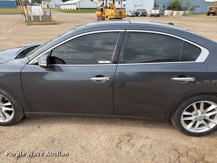 image for item FT6689 2009 Nissan Maxima 