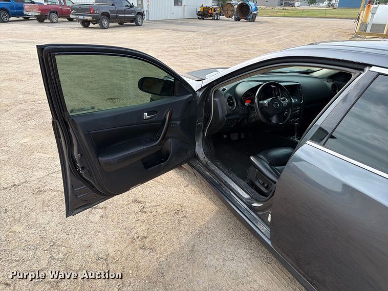 image for item FT6689 2009 Nissan Maxima 