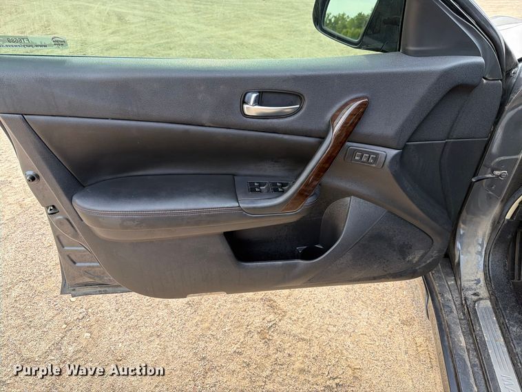 image for item FT6689 2009 Nissan Maxima 