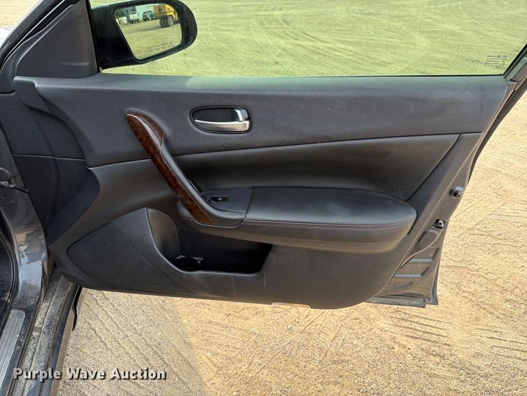 image for item FT6689 2009 Nissan Maxima 