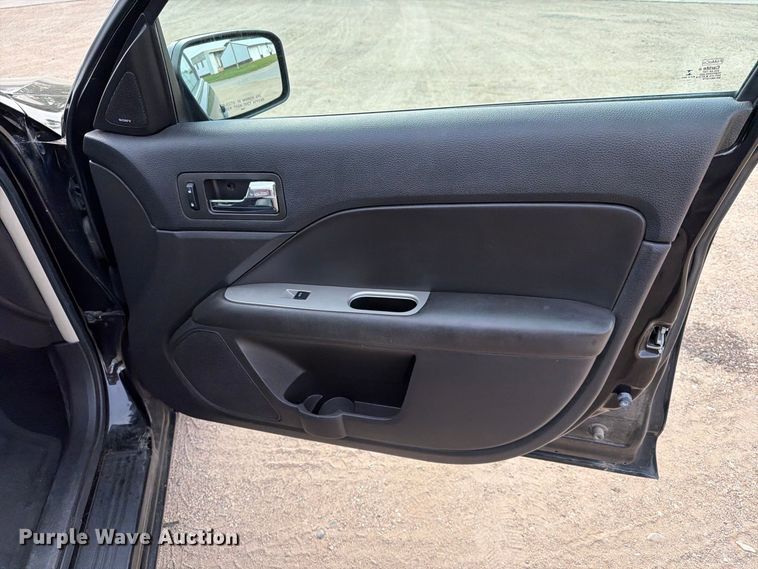 image for item FT6690 2012 Ford Fusion 
