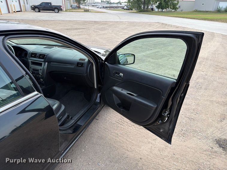 image for item FT6690 2012 Ford Fusion 