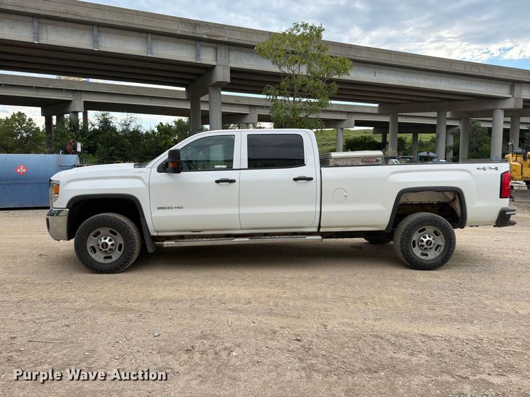 image for item FU4583 2017 GMC Sierra 2500HD Crew Cab pickup truck
