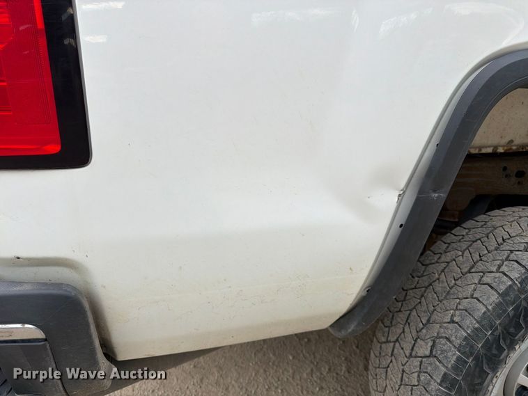 image for item FU4583 2017 GMC Sierra 2500HD Crew Cab pickup truck
