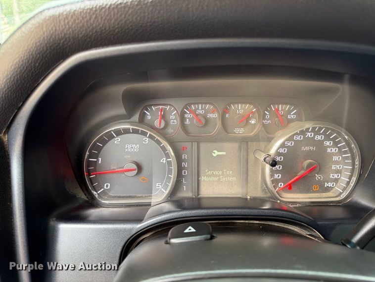 image for item FU4583 2017 GMC Sierra 2500HD Crew Cab pickup truck