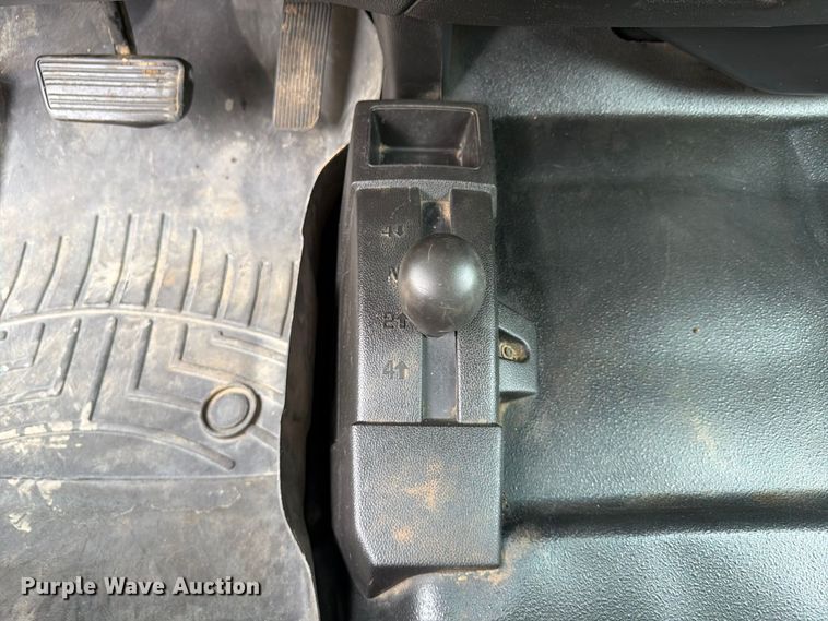 image for item FU4583 2017 GMC Sierra 2500HD Crew Cab pickup truck