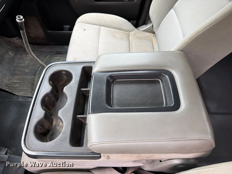 image for item FU4583 2017 GMC Sierra 2500HD Crew Cab pickup truck