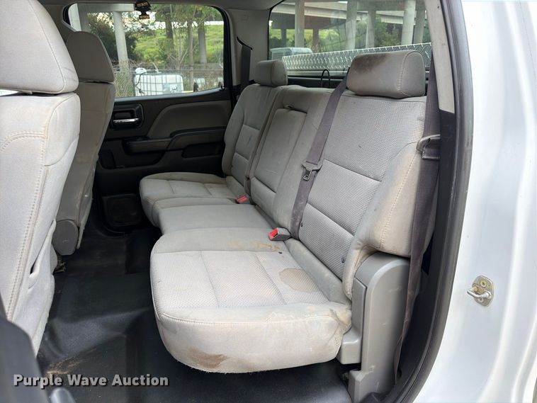 image for item FU4583 2017 GMC Sierra 2500HD Crew Cab pickup truck