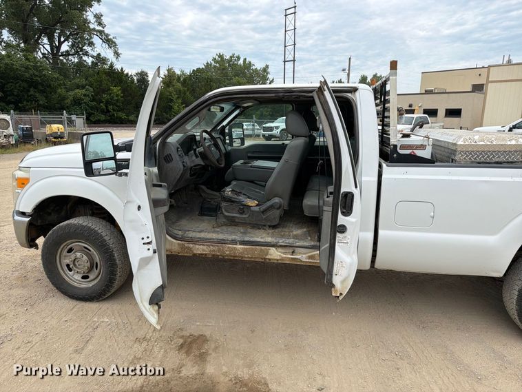 image for item FU4584 2012 Ford F250 Super Duty XL Ext. Cab pickup truck