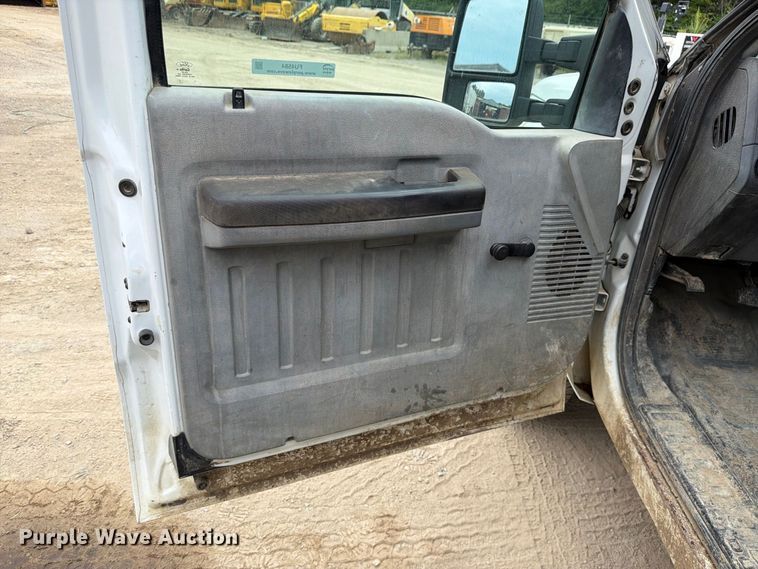 image for item FU4584 2012 Ford F250 Super Duty XL Ext. Cab pickup truck