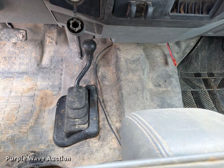image for item FU4584 2012 Ford F250 Super Duty XL Ext. Cab pickup truck