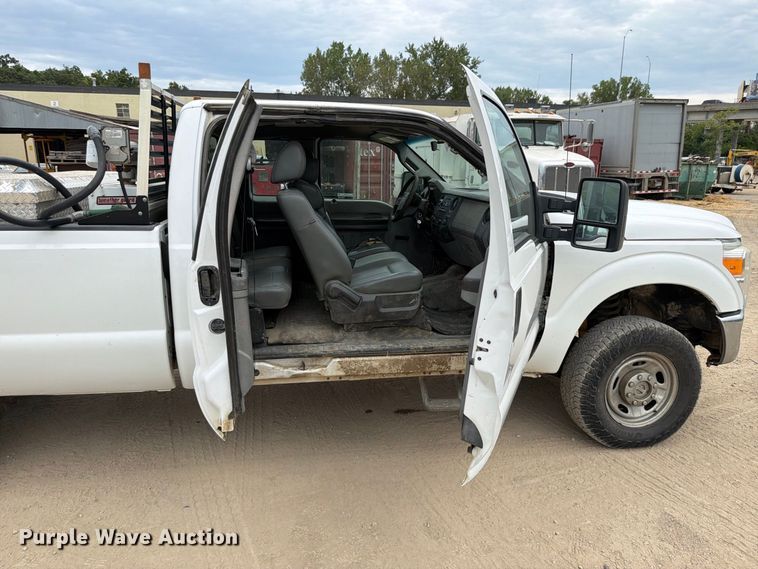image for item FU4584 2012 Ford F250 Super Duty XL Ext. Cab pickup truck