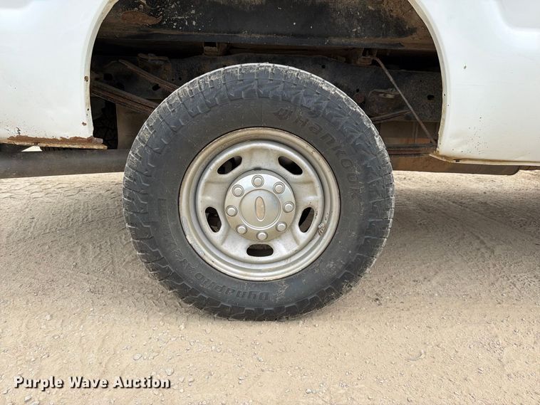 image for item FU4584 2012 Ford F250 Super Duty XL Ext. Cab pickup truck