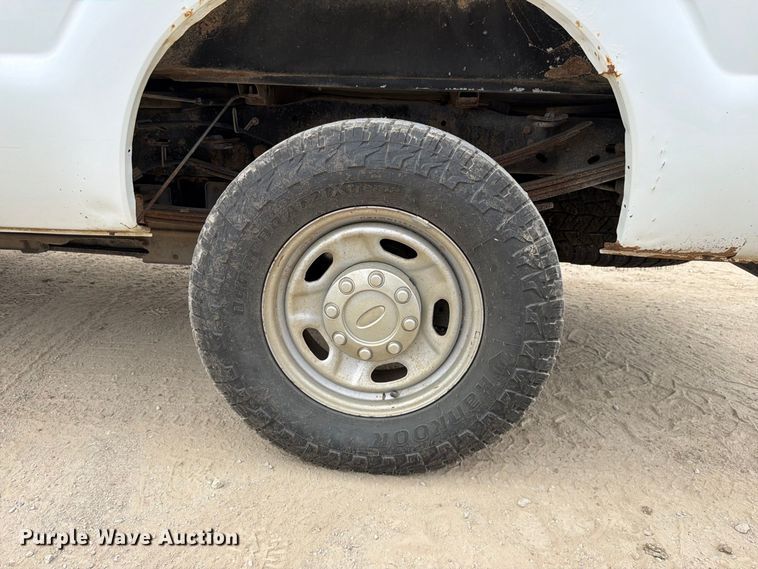 image for item FU4584 2012 Ford F250 Super Duty XL Ext. Cab pickup truck