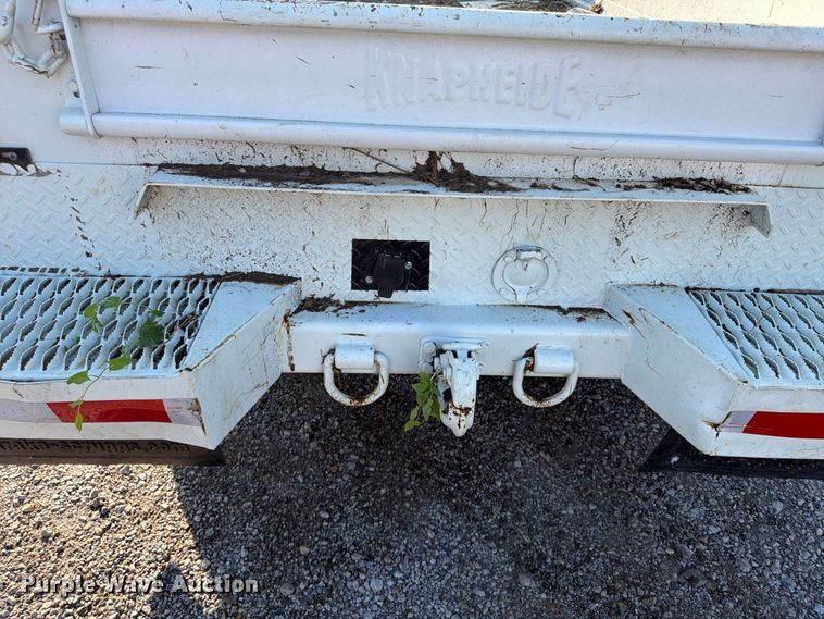 image for item FU4589 2008 Ford F350 Super Duty Crew Cab utility bed pickup truck
