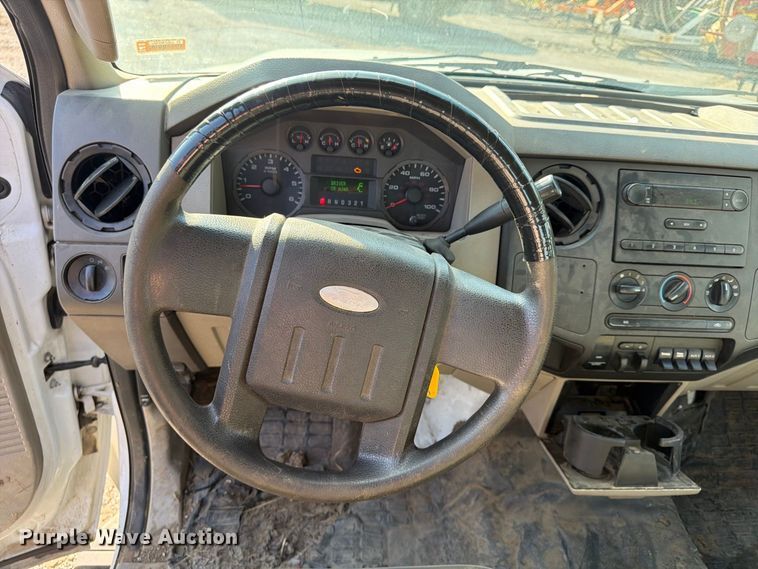 image for item FU4589 2008 Ford F350 Super Duty Crew Cab utility bed pickup truck