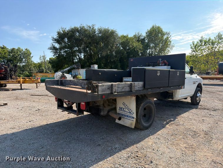image for item FU4590 2016 RAM 3500 flatbed pickup truck