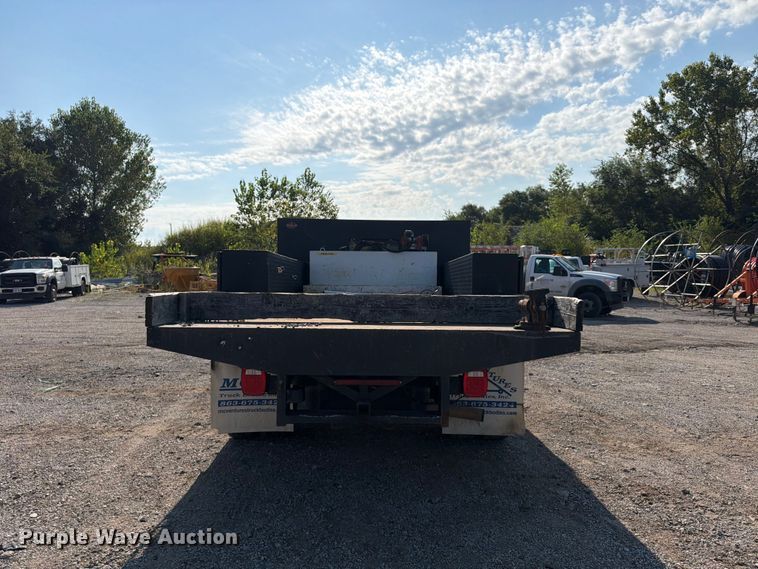 image for item FU4590 2016 RAM 3500 flatbed pickup truck
