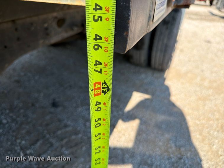 image for item FU4590 2016 RAM 3500 flatbed pickup truck