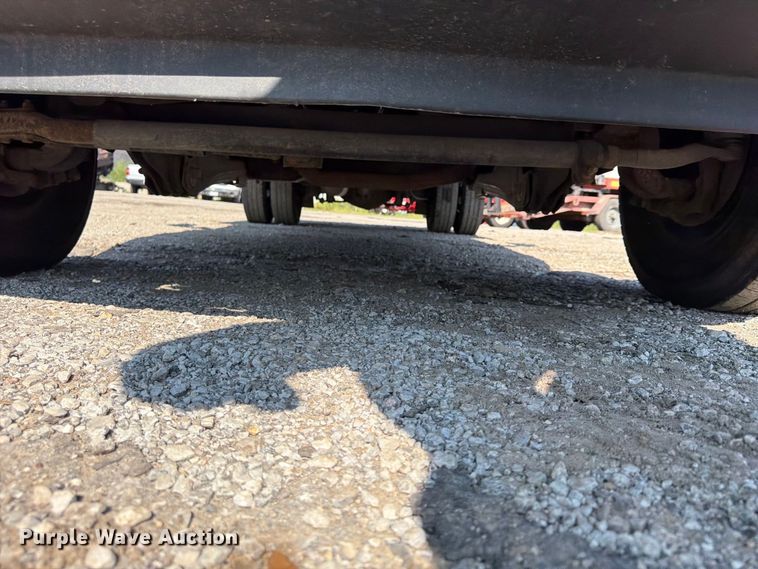 image for item FU4590 2016 RAM 3500 flatbed pickup truck