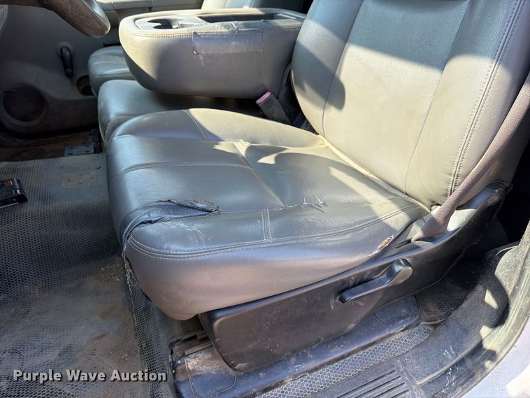 image for item FU4591 2009 Chevrolet Silverado 2500HD utility bed pickup truck