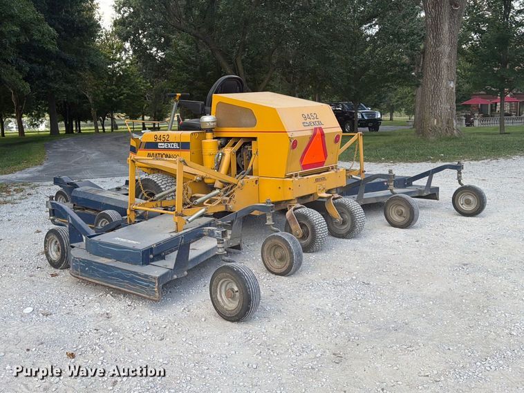 image for item FU4595 2000 Excel 4500 Hustler lawn mower