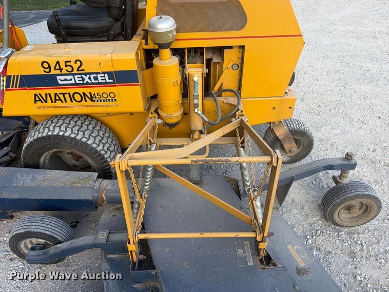 image for item FU4595 2000 Excel 4500 Hustler lawn mower