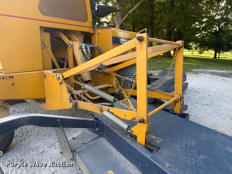 image for item FU4595 2000 Excel 4500 Hustler lawn mower