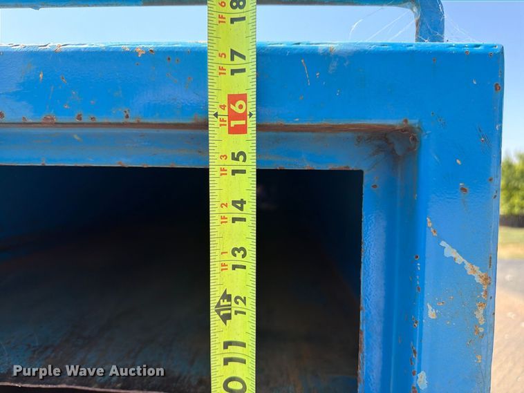 image for item FU4613 2017 RAM 5500 flatbed truck