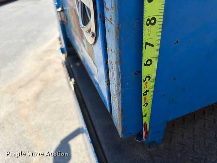 image for item FU4613 2017 RAM 5500 flatbed truck
