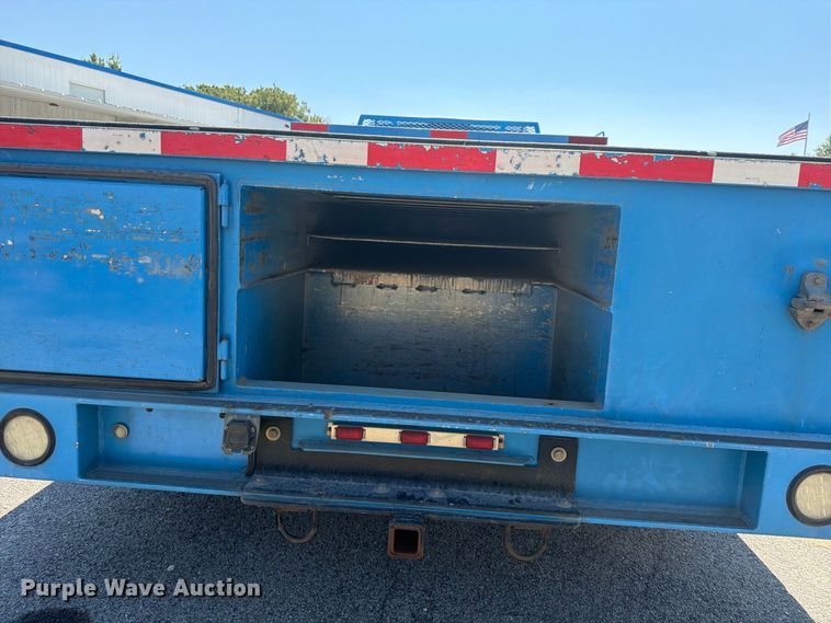 image for item FU4613 2017 RAM 5500 flatbed truck