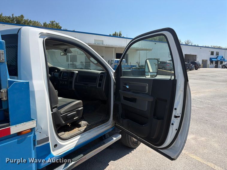 image for item FU4613 2017 RAM 5500 flatbed truck
