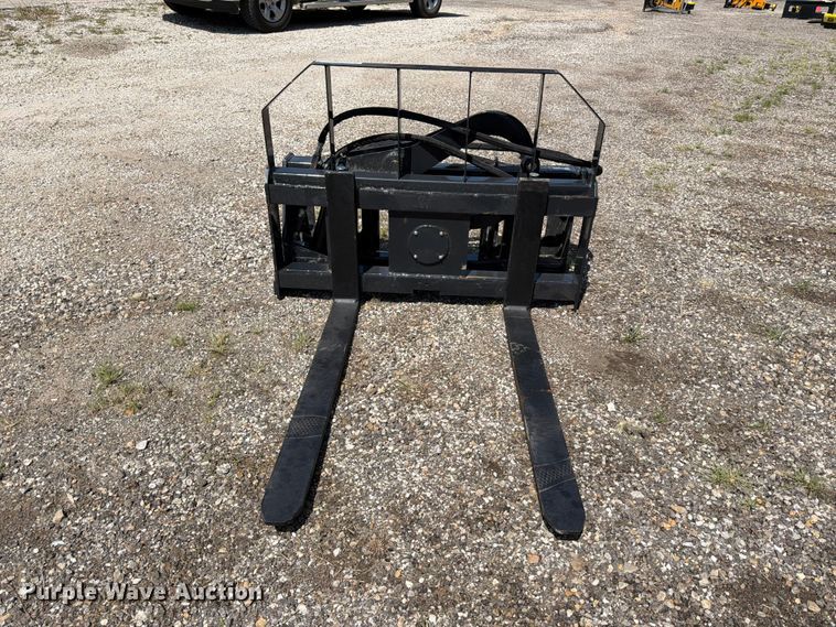 image for item MQ9071 2026 Arteer RPT-42L skid steer forks