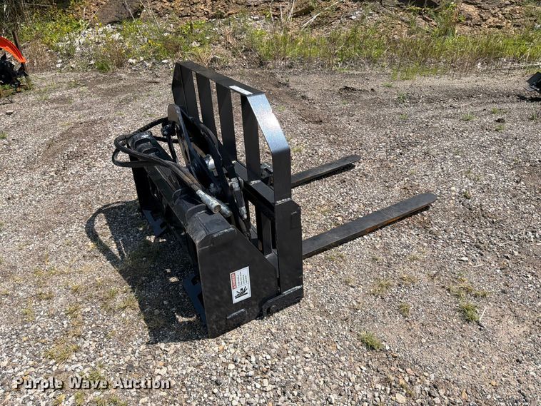 image for item MQ9071 2026 Arteer RPT-42L skid steer forks