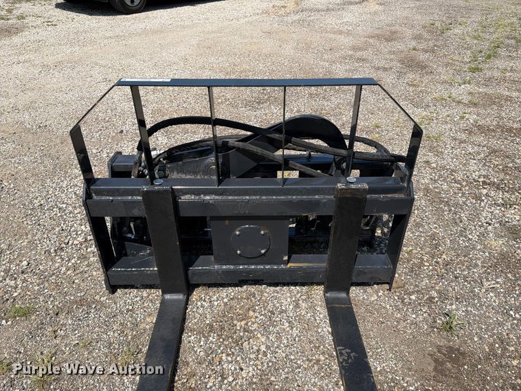 image for item MQ9071 2026 Arteer RPT-42L skid steer forks