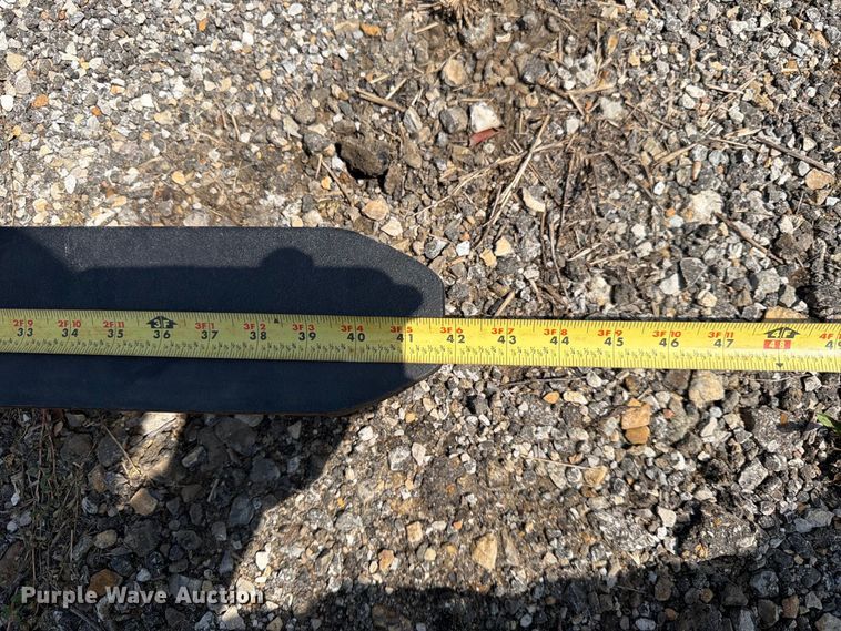 image for item MQ9071 2026 Arteer RPT-42L skid steer forks